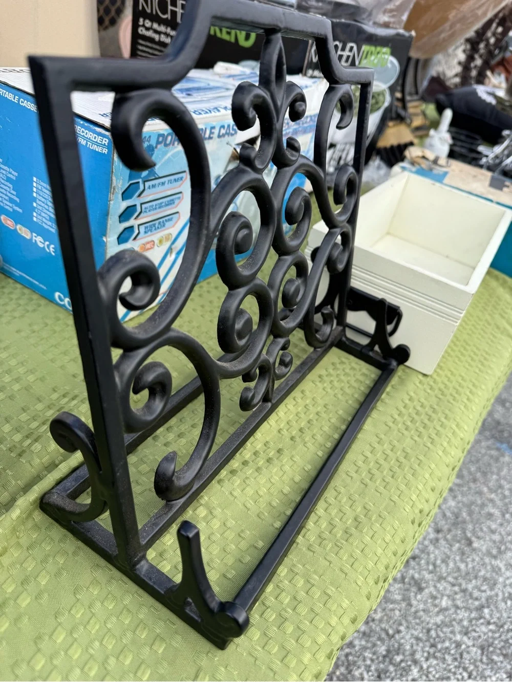 Wrought Iron Scroll Cookbook or Tablet Stand - Black